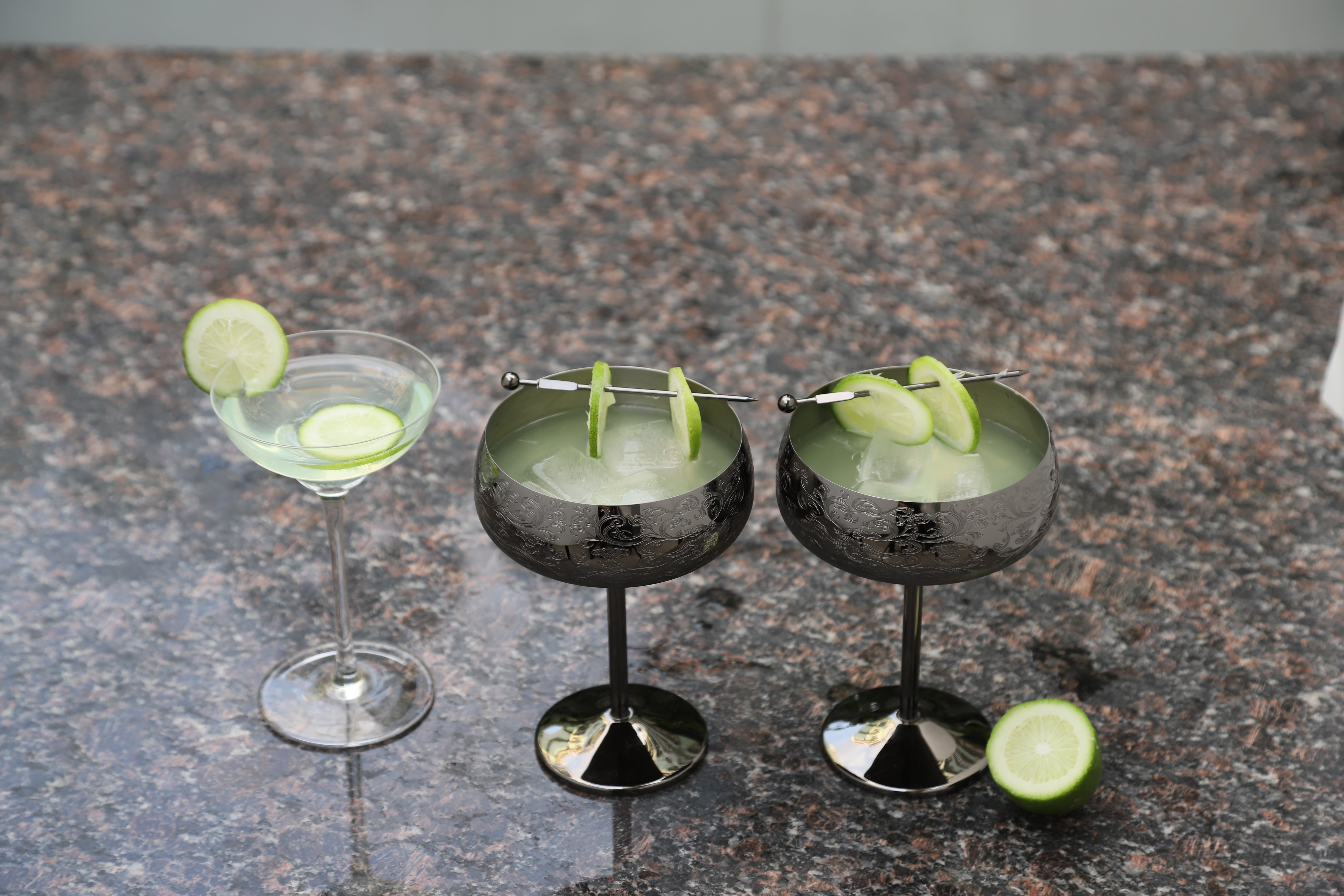 Gin & Tonic Recipe: A Refreshing Classic in the Skycrops Martini Glass – SKYCORPS