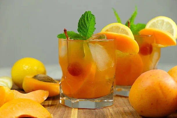 Roasted Apricot Honey Brandy Smash