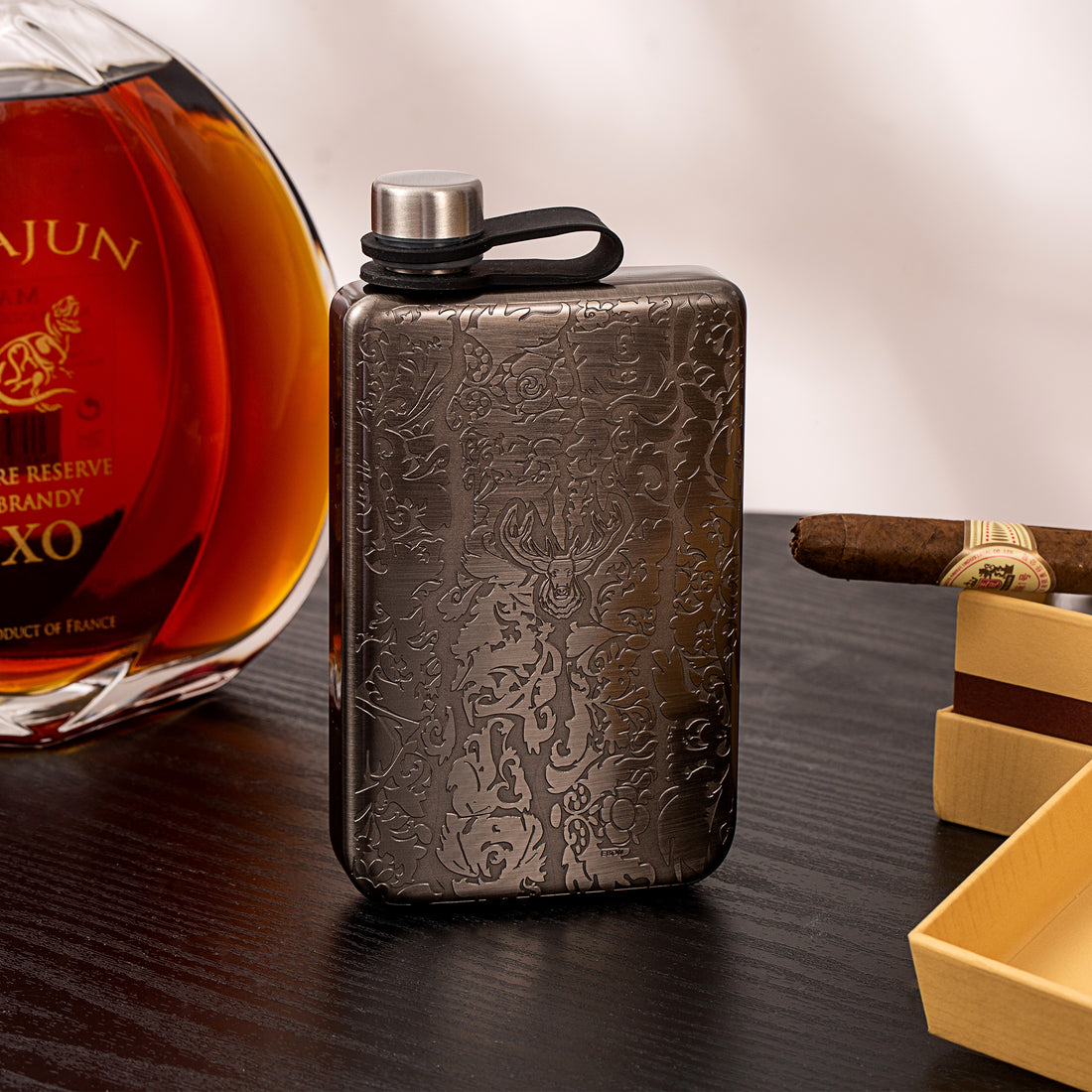 Skycorps Stainless Steel Etched Wine Pot Small Hip Flask